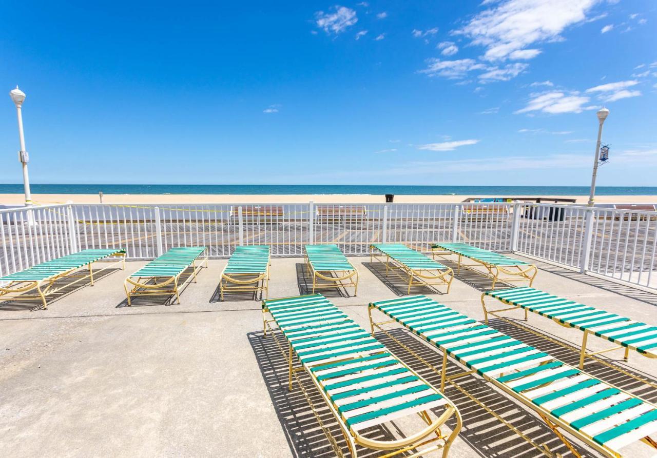 Fish Tales Boardwalk Inn & Ocean Mecca Motel Ocean City Exteriör bild