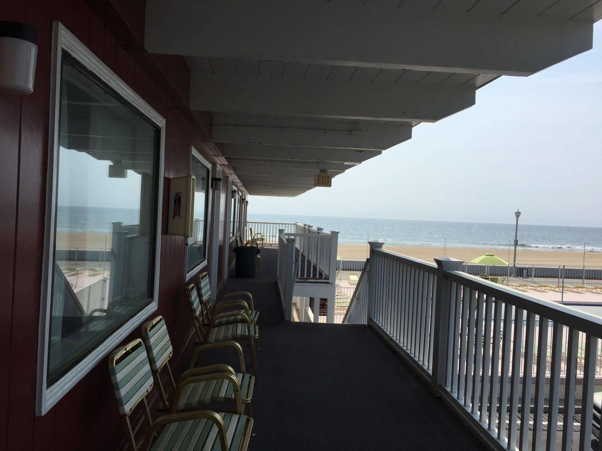 Fish Tales Boardwalk Inn & Ocean Mecca Motel Ocean City Exteriör bild